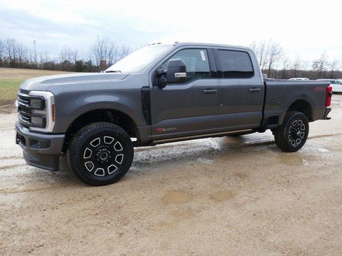 New 2026 Ford F250 Platinum image 8