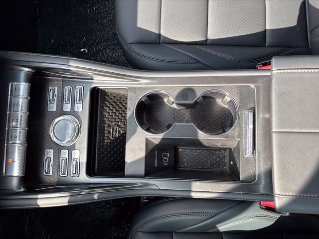 New 2026 Lincoln Nautilus Premier w/ Jet Appearance Package AWD/4WD image 22