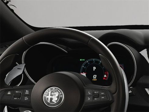 New 2025 Alfa Romeo Stelvio Sprint image 22
