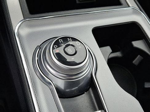 Used 2021 Ford Edge SEL w/ Convenience Package image 15