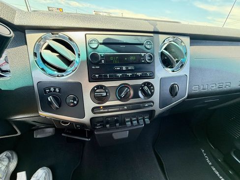 Used 2008 Ford F250 Lariat AWD/4WD image 11