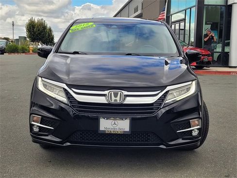 Used 2018 Honda Odyssey Elite image 2