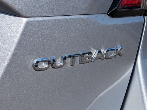 Certified 2025 Subaru Outback Limited image 29