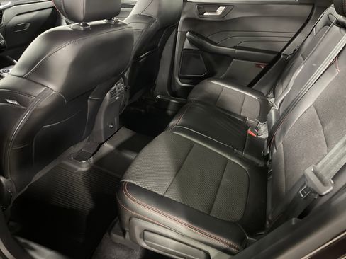 Used 2023 Ford Escape ST-Line w/ Tech Pack #1 image 11