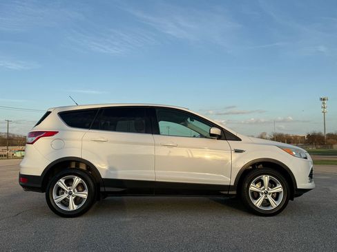 Used 2014 Ford Escape SE FWD image 3
