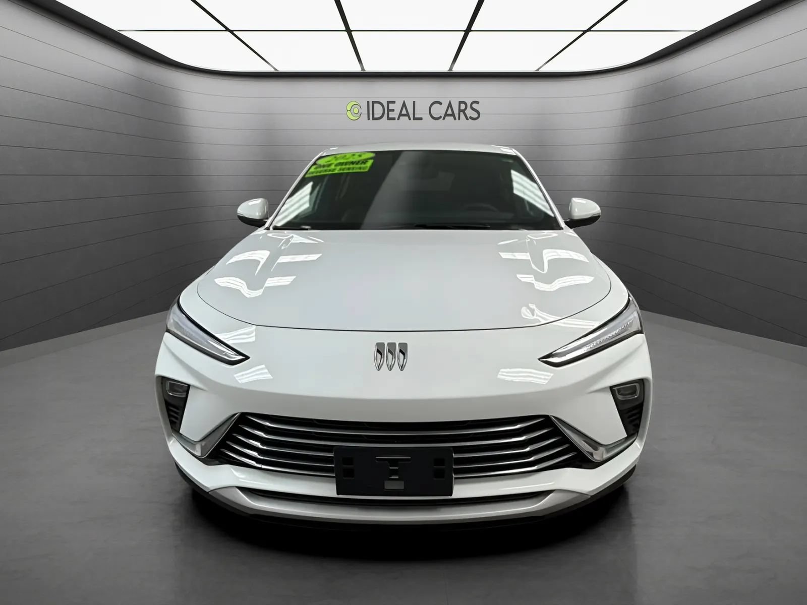 Used 2025 Buick Envista Preferred FWD image 2