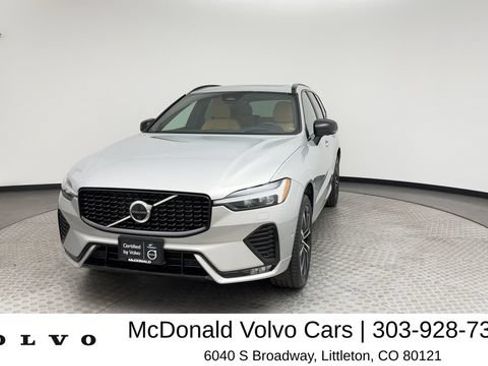 Certified 2023 Volvo XC60 B5 Ultimate w/ Climate Package AWD/4WD image 7