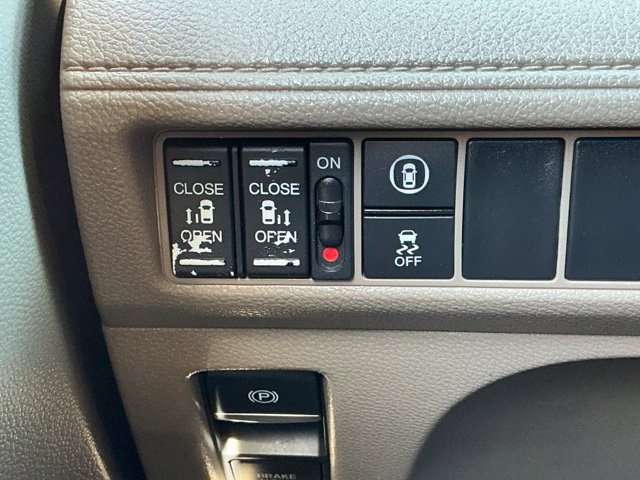 Used 2022 Honda Odyssey EX image 18
