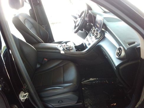 Used 2016 Mercedes-Benz GLC 300 w/ Multimedia Package image 19