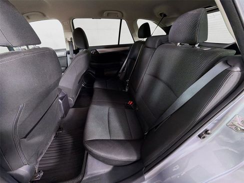 Used 2017 Subaru Outback 2.5i Premium image 21