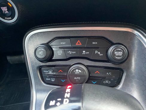 Used 2016 Dodge Challenger SXT Plus image 42