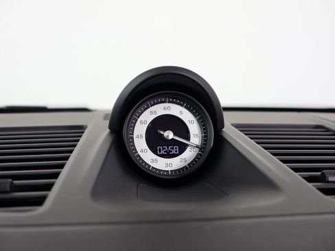 Certified 2021 Porsche 911 Targa 4S image 27