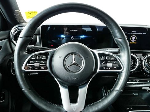 Used 2019 Mercedes-Benz A 220 A 220 image 9