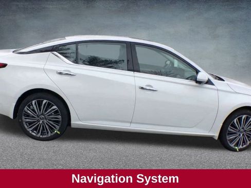 Used 2023 Nissan Altima 2.5 SL image 11