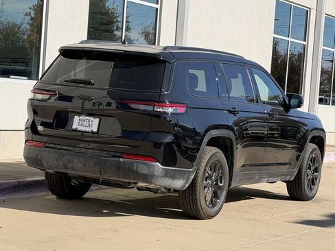 New 2025 Jeep Grand Cherokee L Altitude RWD image 5