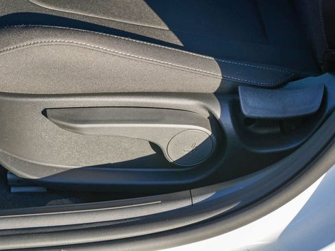 New 2026 Hyundai Elantra SEL Sport Premium image 23