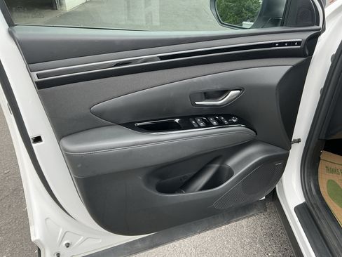 Used 2023 Hyundai Tucson Limited AWD/4WD image 13