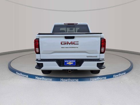 Used 2023 GMC Sierra 1500 Elevation w/ Preferred Package image 5