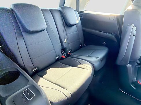 Used 2020 Mercedes-Benz GLS 450 4MATIC image 28