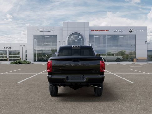 New 2026 RAM 2500 Big Horn AWD/4WD image 8