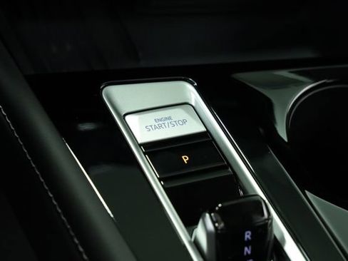 New 2026 Volkswagen Atlas SE FWD image 25