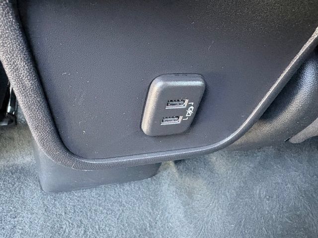 Used 2024 Chevrolet Equinox LT FWD image 9