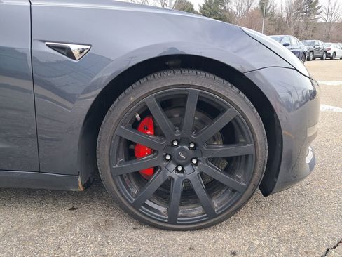 Used 2018 Tesla Model 3 Performance image 10