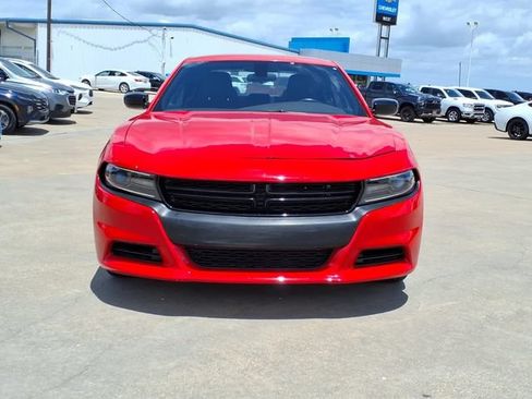 Used 2023 Dodge Charger SXT RWD image 2
