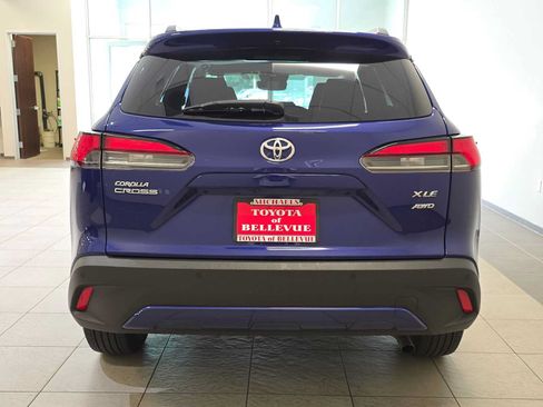 Certified 2024 Toyota Corolla Cross XLE w/ Convenience Package AWD/4WD image 5