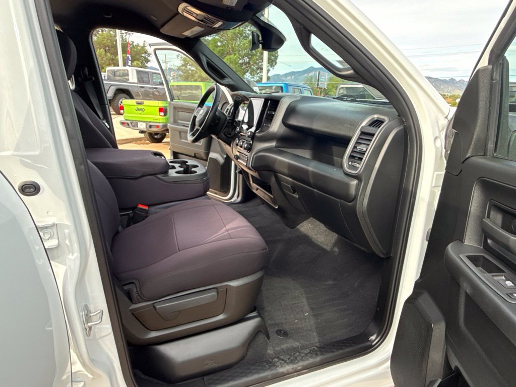 Used 2024 RAM 3500 Tradesman w/ Towing Technology Group AWD/4WD image 17