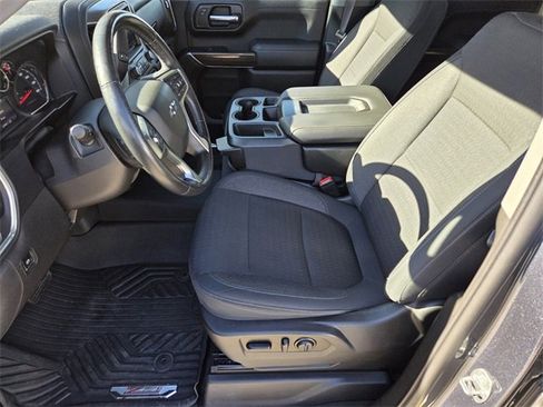 Used 2021 Chevrolet Silverado 1500 RST image 10