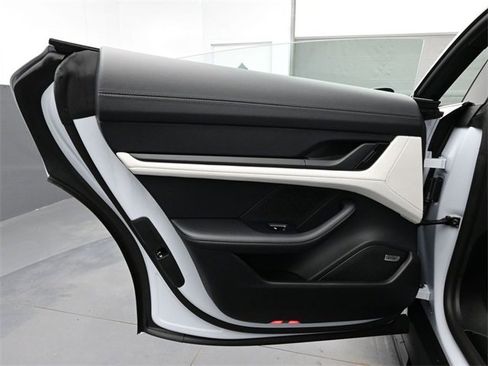 New 2026 Porsche Taycan image 13