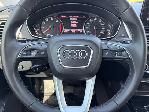 Used 2024 Audi Q5 2.0T Premium w/ Convenience Package AWD/4WD image 11