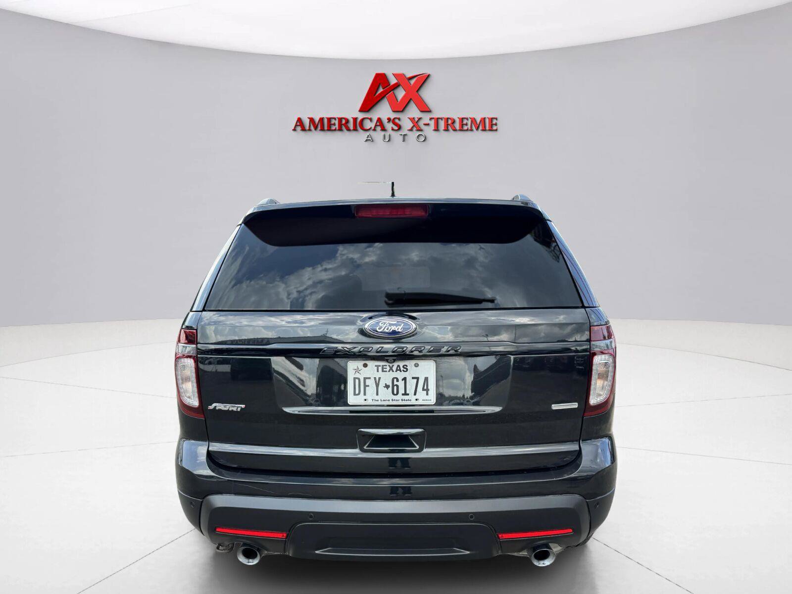 Used 2014 Ford Explorer Sport w/ Equipment Group 401A AWD/4WD image 4