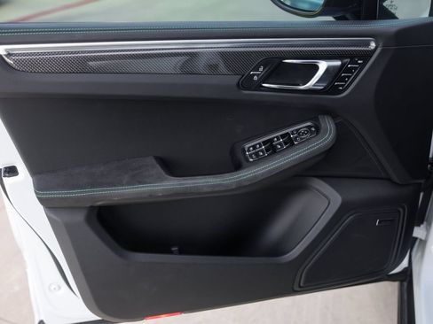 Certified 2023 Porsche Macan GTS AWD/4WD image 33