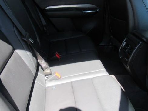 Used 2025 Cadillac XT4 Premium Luxury image 12