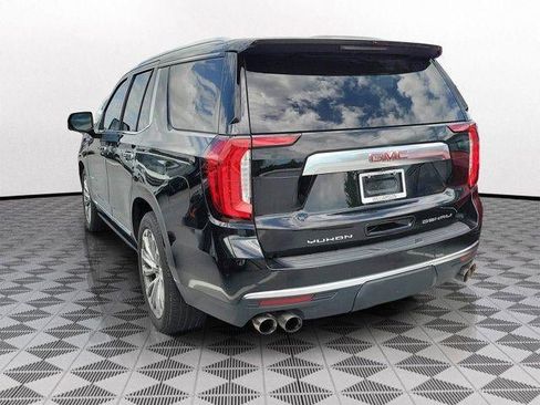 Used 2021 GMC Yukon Denali w/ Denali Premium Package AWD/4WD image 4