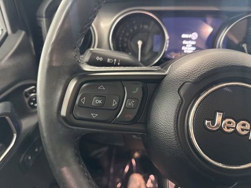 Used 2023 Jeep Wrangler Unlimited w/ Cold Weather Group AWD/4WD image 32