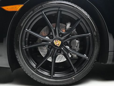 Used 2019 Porsche 911 Carrera RWD image 36