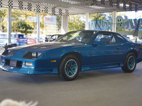 Used 1991 Chevrolet Camaro RS image 3