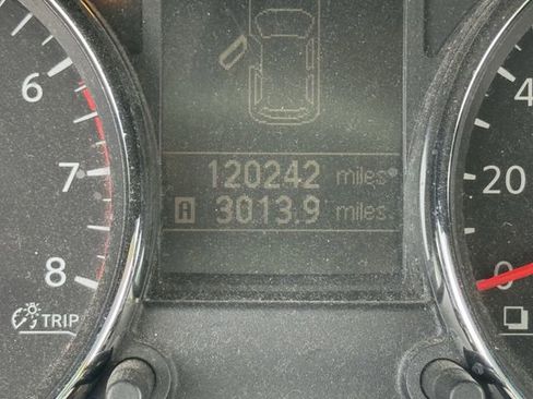 Used 2012 Nissan Rogue S w/ Special Edition Pkg image 9