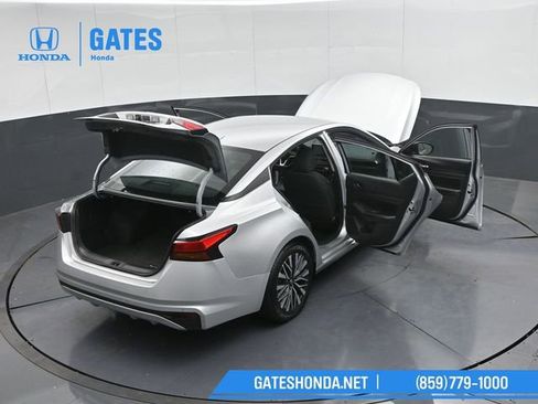 Used 2024 Nissan Altima 2.5 SV image 55