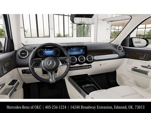 New 2026 Mercedes-Benz GLB 250 GLB 250 image 3