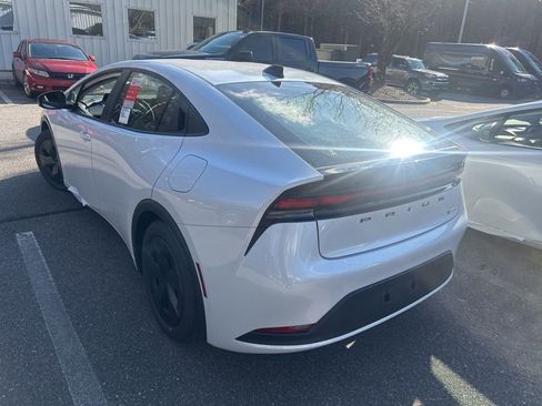 New 2026 Toyota Prius LE image 14