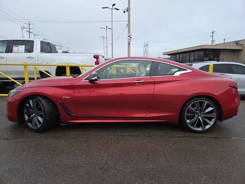 Used 2018 INFINITI Q60 Red Sport 400 w/ Pro Active Package image 12