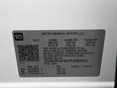 Used 2023 Chevrolet Traverse LT image 17