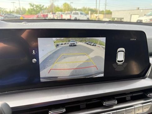 Used 2025 Kia Telluride S FWD image 5