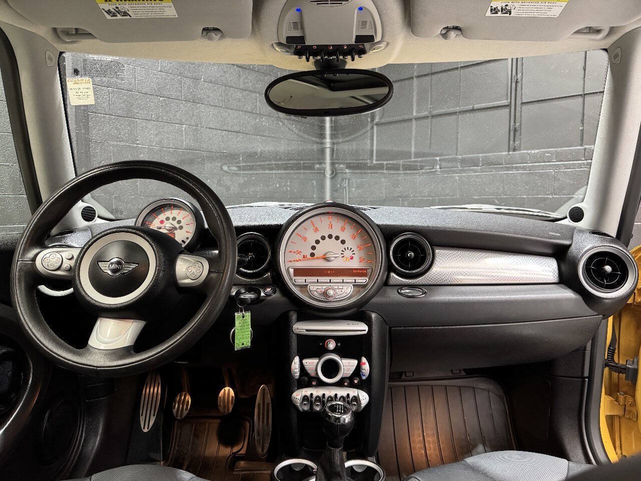 Used 2008 MINI Cooper S w/ Convenience Pkg FWD image 11