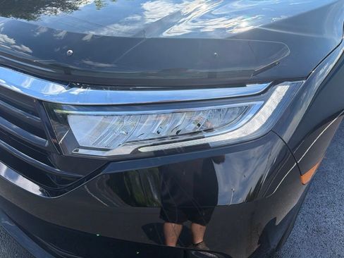 Certified 2024 Honda Odyssey EX-L image 9