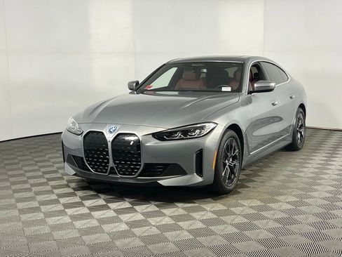 Used 2023 BMW i4 eDrive35 image 3